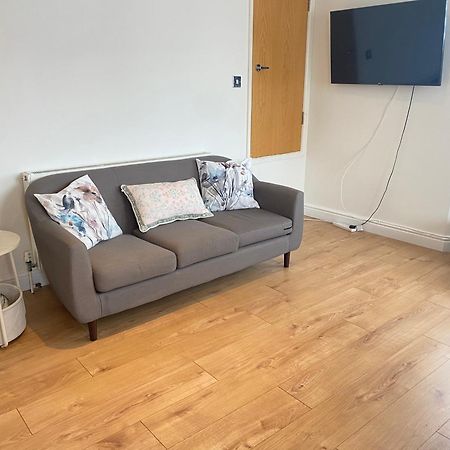 Sunny Bright Flat Near South Park And Oxfordbrooks Apartment Ngoại thất bức ảnh